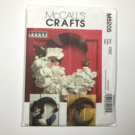 McCall's Crafts Seasonal Decorations Wreath Pattern #M5205