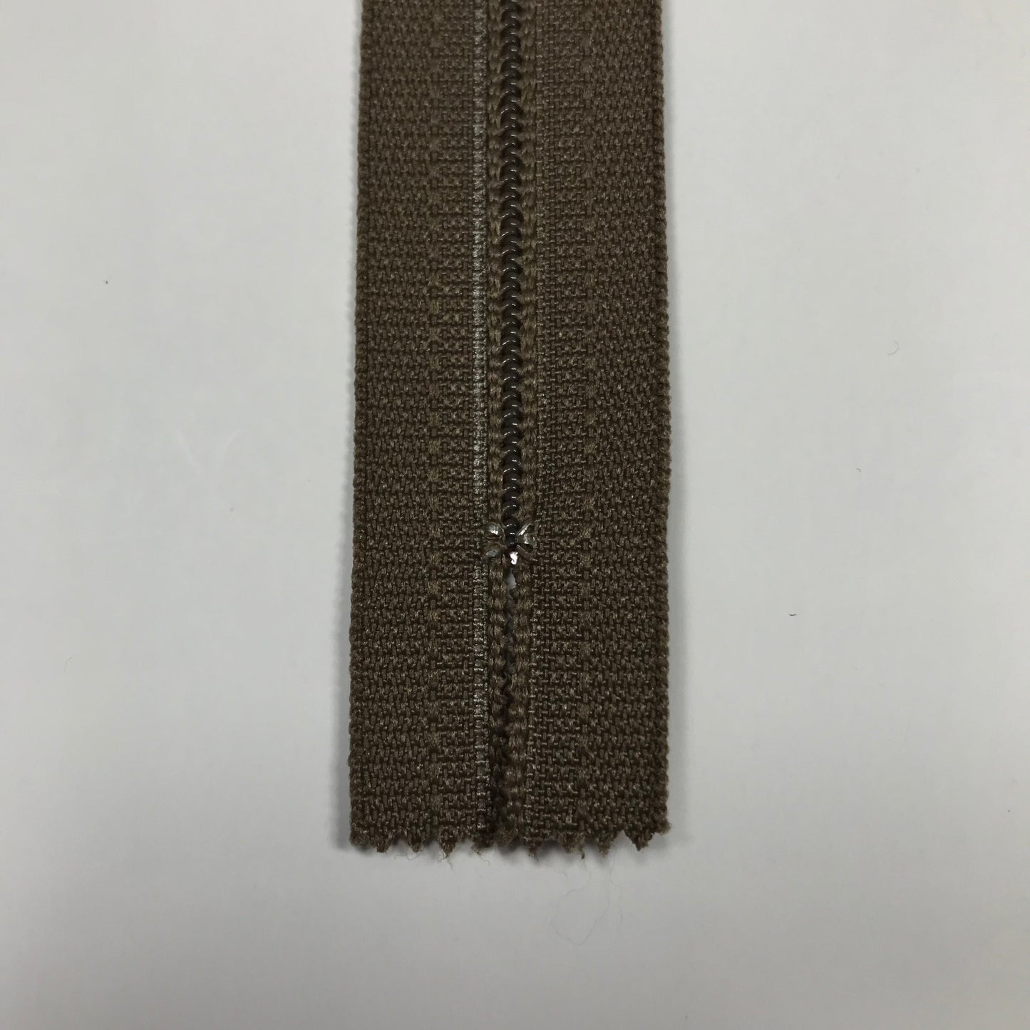 22 Inch Dark Taupe Talon Closed End Coil Zipper